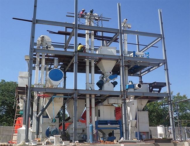 1-5 T / h Línia de producció de pinsos per a bestiar avícola